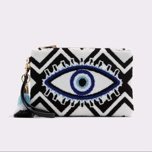 Aldo Thoreniel wristlet